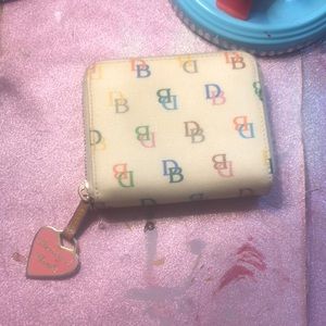 VINTAGE Dooney Bourke small zip wallet